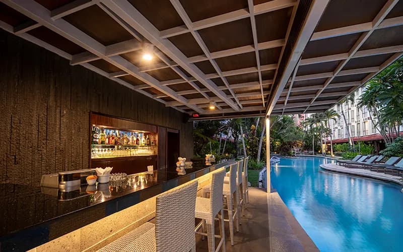 pool bar night ambiance prime plaza hotel sanur.webp