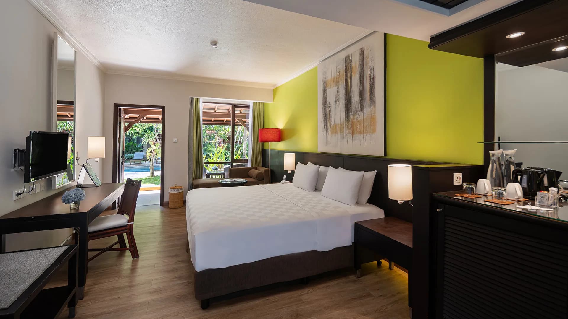 Your stay at Prime Plaza Hotel Sanur starts here